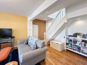 Photo 16- click for photo gallery